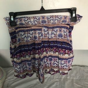 Patterned Xhilaration Target Shorts // Size XS